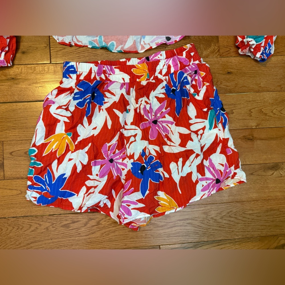 Lulus Floral Two Piece Set - Picture 3 of 5